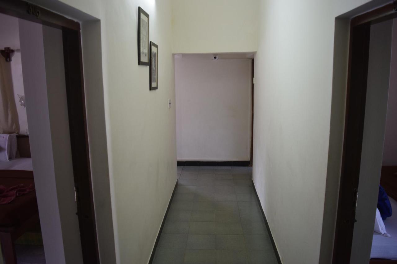 Bribon Guest House 칼랑굿 외부 사진